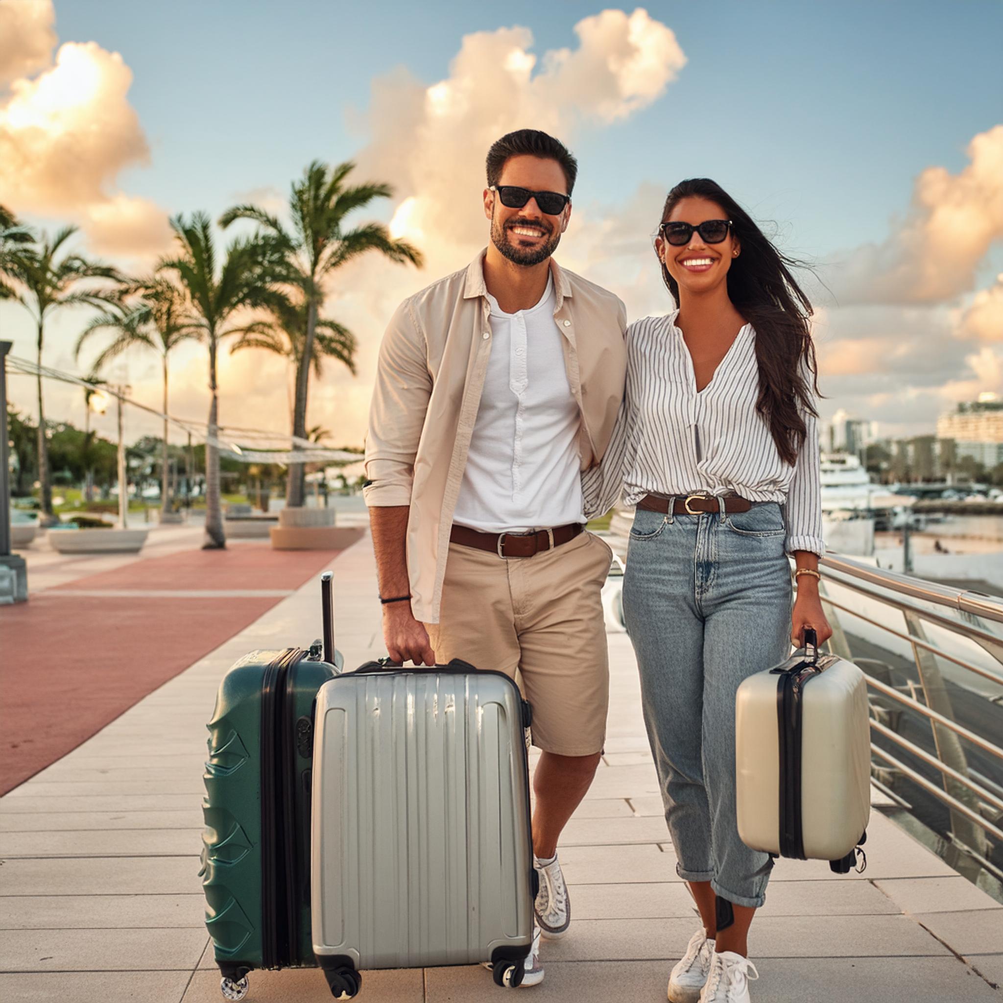 Firefly hombre de 30 anos y mujer de 29 anos llegando con equipaje al aeropuerto de miami 8055